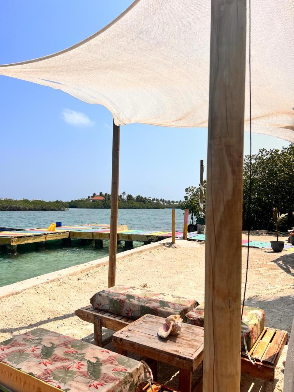 El Arca Hotel Tintipan Island ภายนอก รูปภาพ