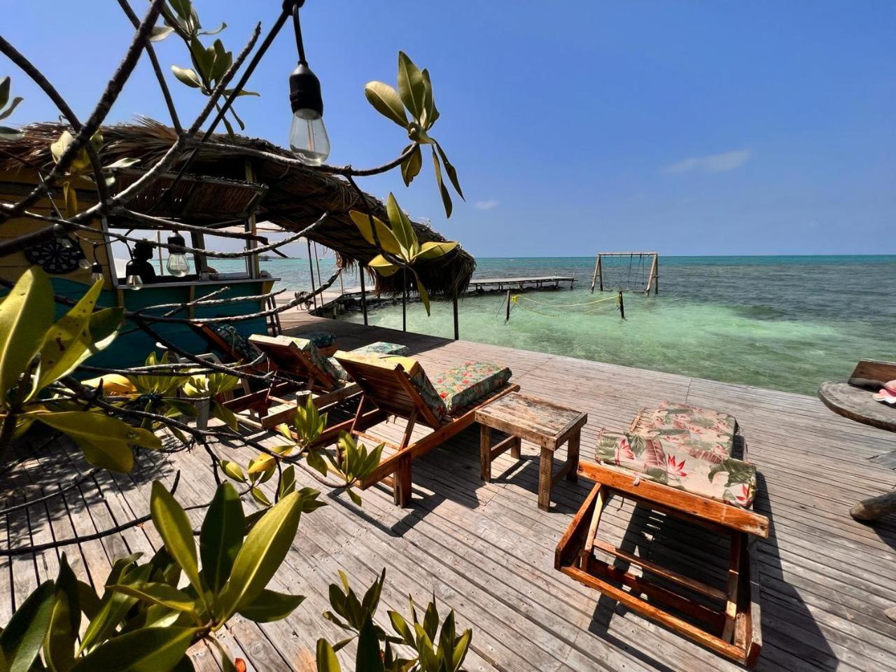 El Arca Hotel Tintipan Island ภายนอก รูปภาพ