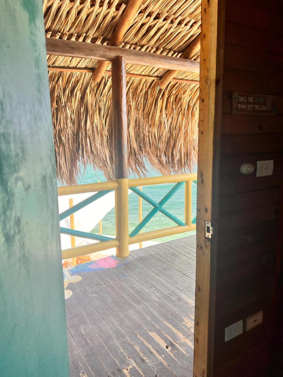 El Arca Hotel Tintipan Island ภายนอก รูปภาพ