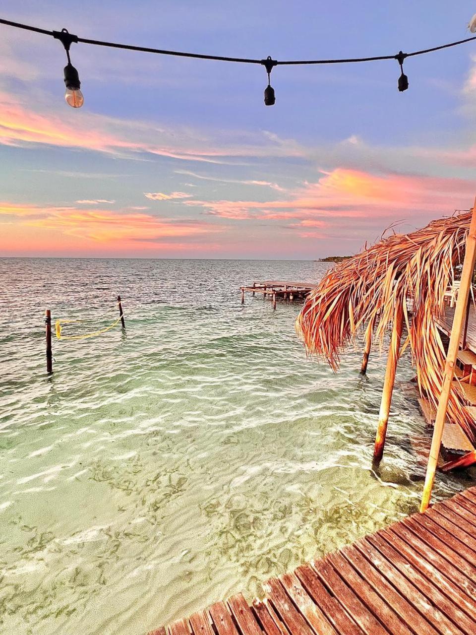 El Arca Hotel Tintipan Island ภายนอก รูปภาพ